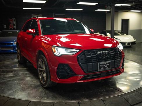 Used 2022 Audi Q3 2.0T Premium Plus w/ Premium Plus Package AWD/4WD image 5