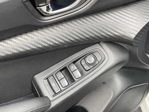 Used 2024 Subaru Ascent Premium w/ Convenience Package image 13