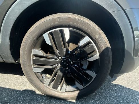 Certified 2024 Kia Telluride SX Prestige w/ Towing Package AWD/4WD image 5
