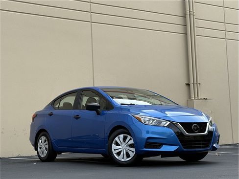 Used 2020 Nissan Versa S image 23