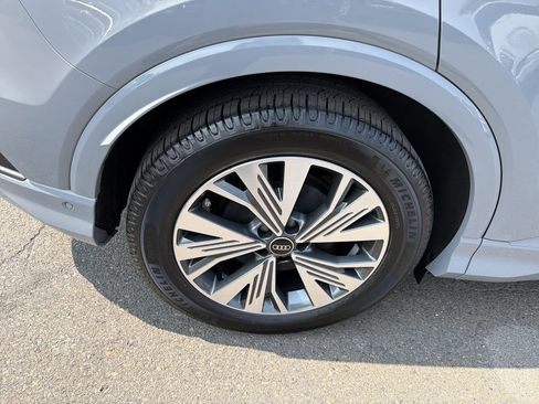 Used 2023 Audi Q4 e-tron Premium Plus w/ Premium Plus RWD image 32