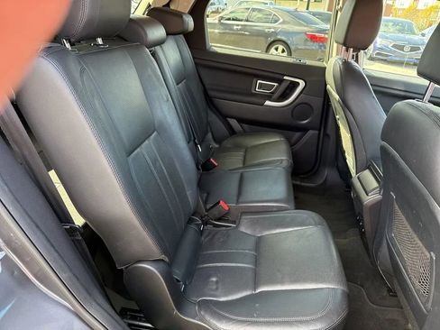 Used 2016 Land Rover Discovery Sport HSE image 19