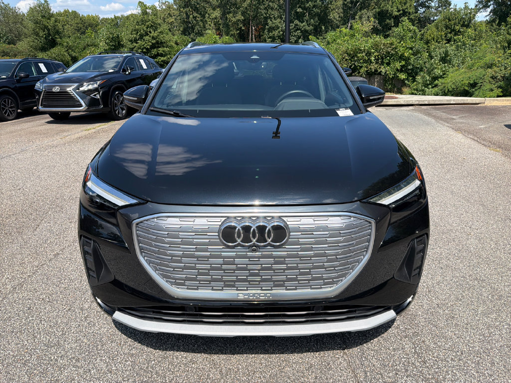 Used 2023 Audi Q4 e-tron Premium Plus RWD image 2