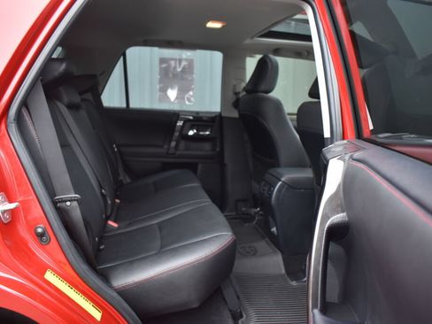 Certified 2024 Toyota 4Runner TRD Off-Road Premium w/ Off Road Premium Plus Package AWD/4WD image 23
