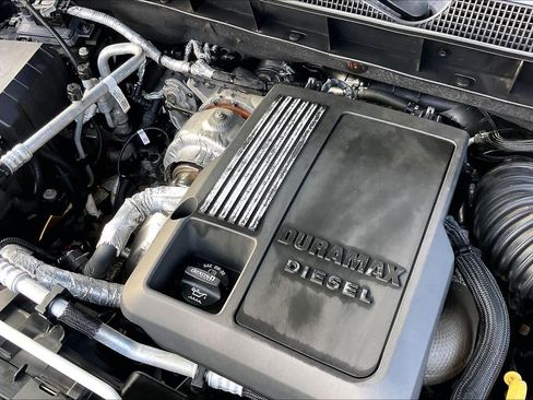 Used 2020 Chevrolet Silverado 1500 LT w/ Texas Edition image 29