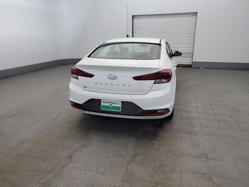 Used 2019 Hyundai Elantra SE w/ Cargo Package FWD image 7