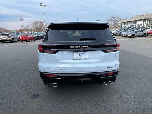 New 2026 GMC Acadia Denali Ultimate AWD/4WD image 6