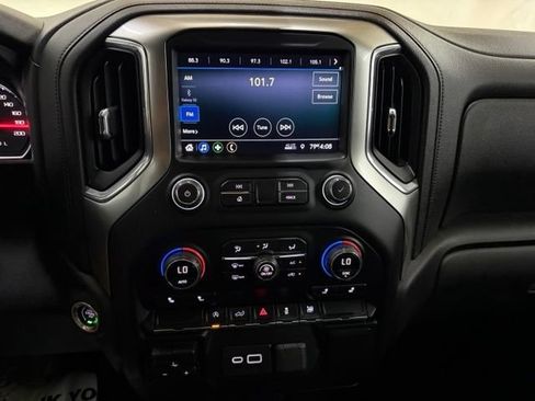 Used 2020 Chevrolet Silverado 1500 LT w/ True North Edition AWD/4WD image 34