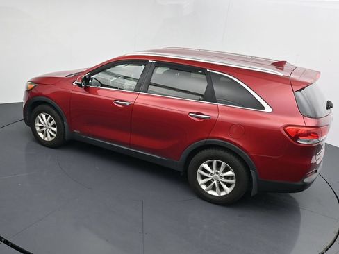 Used 2017 Kia Sorento AWD w/ LX Convenience Package image 13