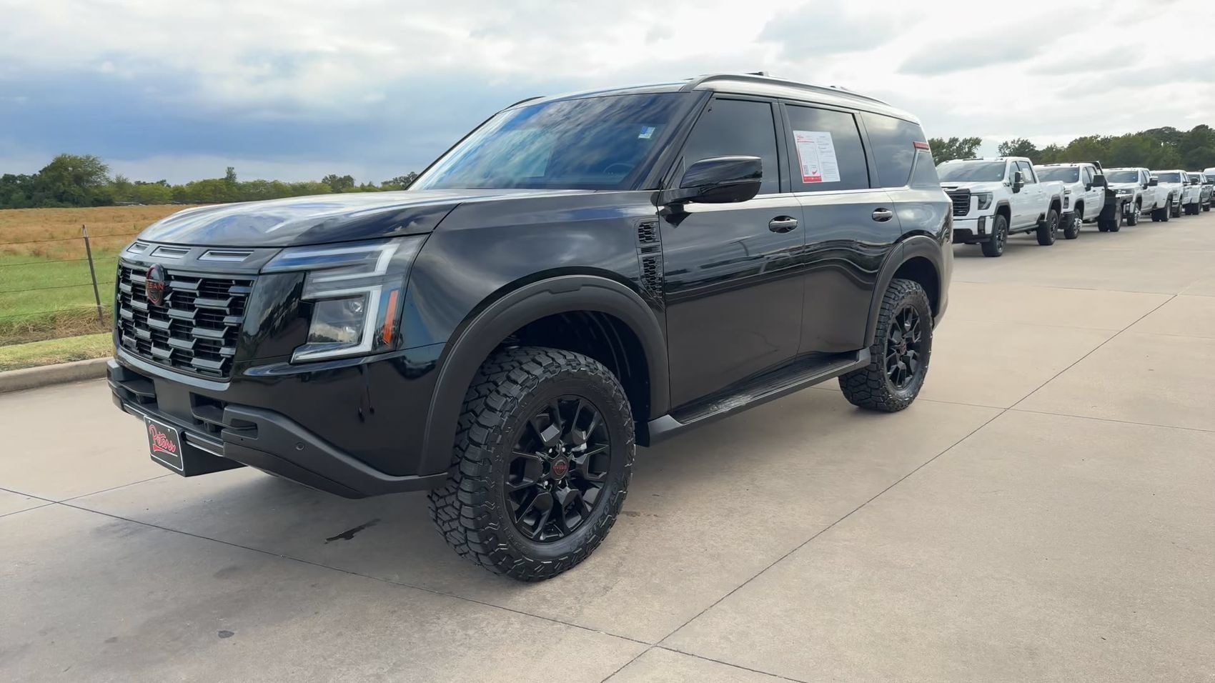 Used 2025 Nissan Armada PRO-4X AWD/4WD image 5