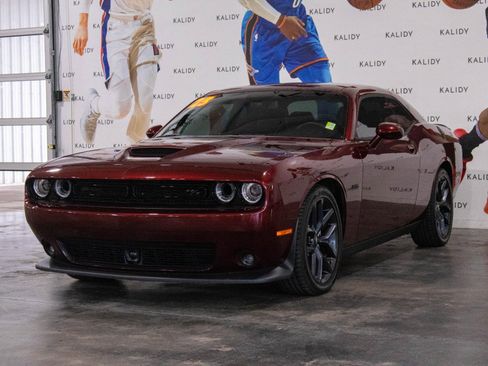 Used 2023 Dodge Challenger R/T w/ Plus Package image 19