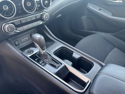 Used 2025 Nissan Sentra SV FWD image 34