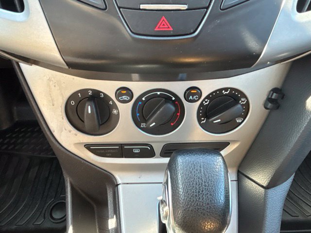 Used 2014 Ford Focus SE FWD image 16
