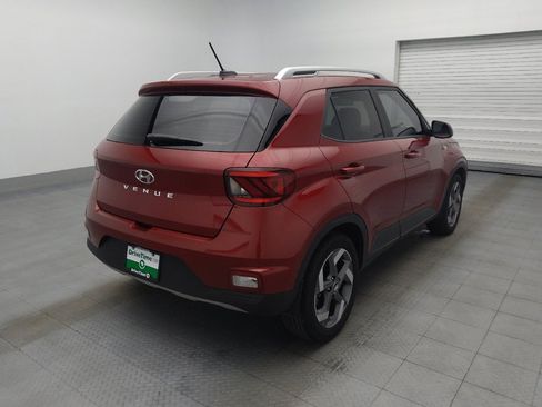 Used 2025 Hyundai Venue SEL FWD image 9