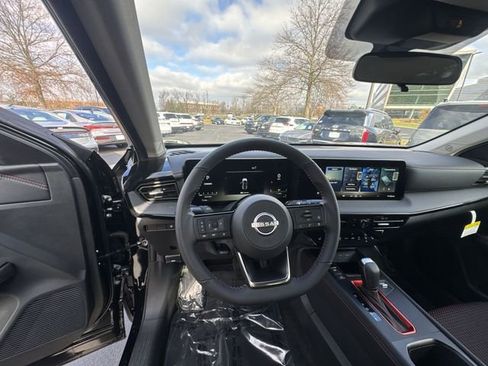 New 2026 Nissan Kicks SR w/ Cold Weather Package image 14