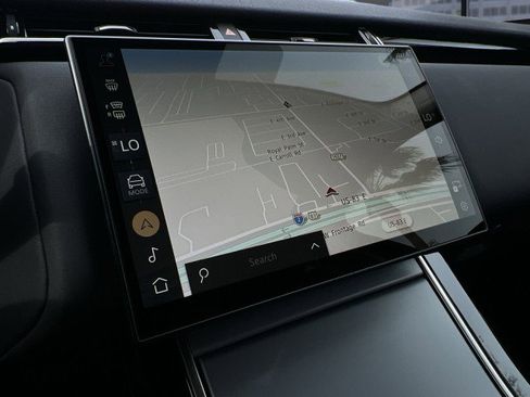 Used 2024 Land Rover Range Rover Velar S image 25