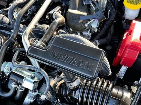 Certified 2025 Nissan Sentra SR w/ SR Premium Package FWD image 30