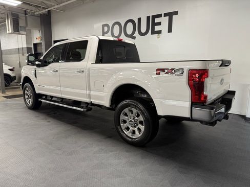 Used 2019 Ford F250 Lariat w/ Lariat Ultimate Package image 6