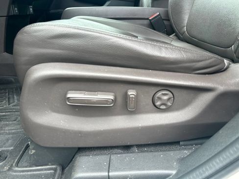 Used 2018 Honda Odyssey Touring image 19