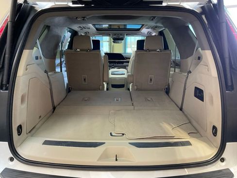 Used 2021 Cadillac Escalade Sport Platinum AWD/4WD image 29