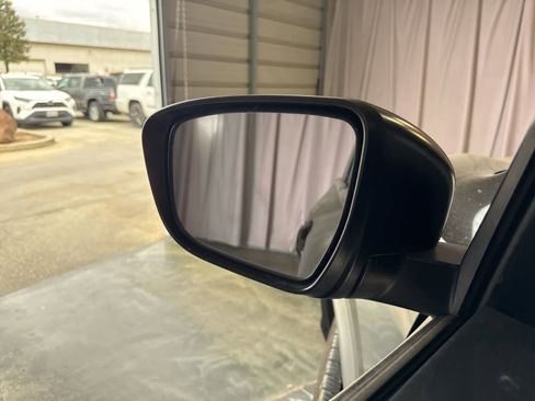 Used 2017 Nissan Rogue Sport S w/ S Appearance Package FWD image 17