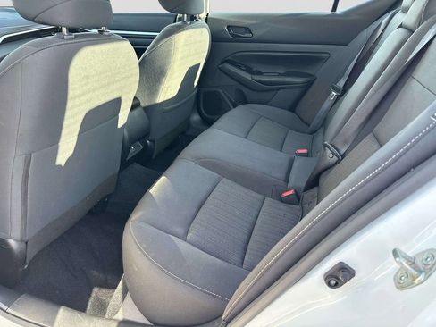 Certified 2023 Nissan Altima 2.5 SV image 10