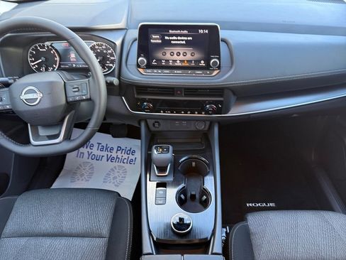 Used 2026 Nissan Rogue SV w/ Cold Weather Package image 11