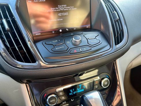 Used 2013 Ford Escape SEL image 22