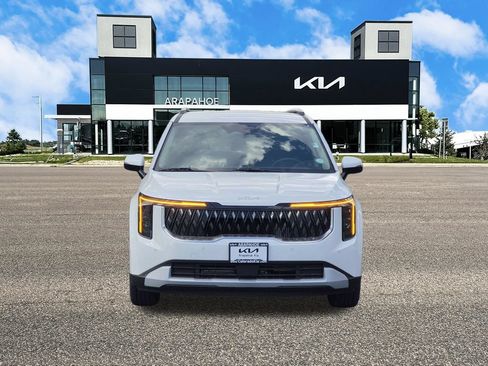 New 2026 Kia Carnival EX FWD image 3