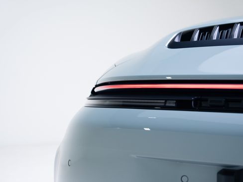 Used 2025 Porsche 911 Carrera 4 GTS image 25