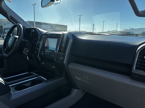 Used 2020 Ford F150 XLT w/ Equipment Group 302A Luxury AWD/4WD image 11