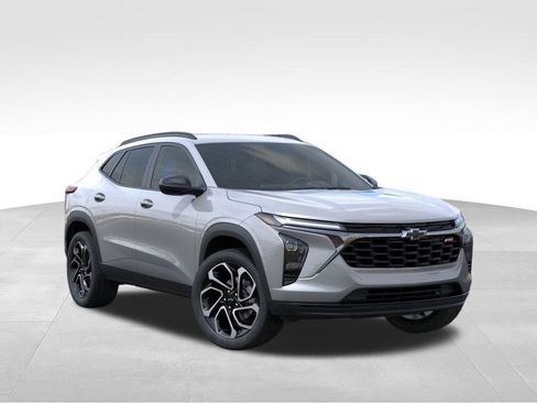 New 2026 Chevrolet Trax RS image 7