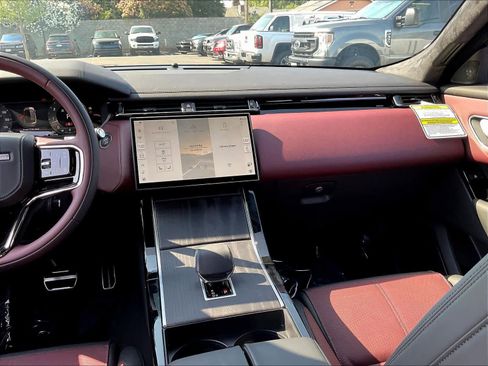 New 2026 Land Rover Range Rover Velar Autobiography image 9