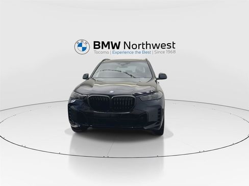 New 2026 BMW X5 xDrive50e w/ M Sport Package AWD/4WD image 8