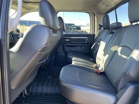 Used 2017 RAM 1500 Sport image 10