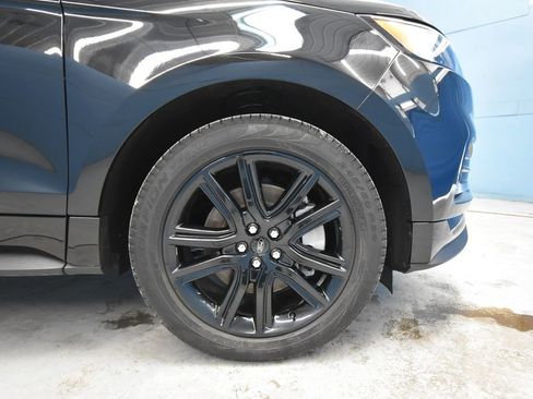 Used 2024 Ford Edge ST-Line image 41