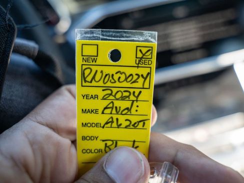 Used 2024 Audi A6 2.0T Premium image 29