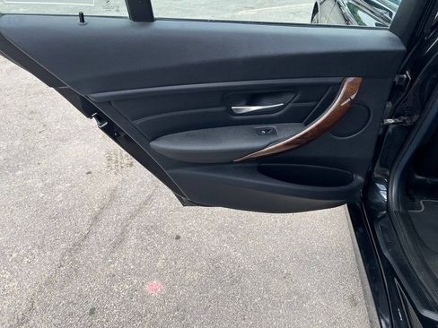 Used 2014 BMW 328i xDrive Sedan AWD/4WD image 4