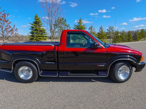 Used 1997 Chevrolet S10 Pickup LS w/ Preferred Equipment Group RWD image 25