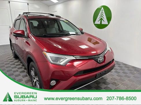 Used 2018 Toyota RAV4 XLE AWD/4WD image 1