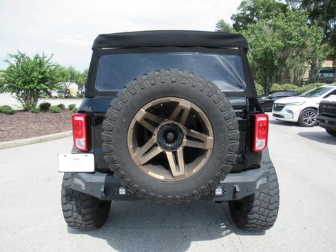 Used 2023 Ford Bronco 4-Door AWD/4WD image 7