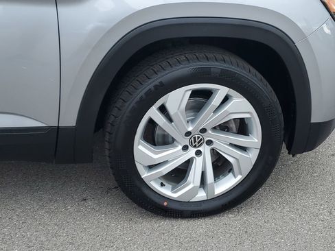 Used 2021 Volkswagen Atlas SE image 6