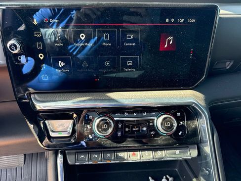 Used 2024 GMC Sierra 1500 Denali w/ Technology Package AWD/4WD image 24