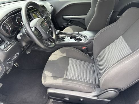 Used 2021 Dodge Challenger R/T RWD image 9