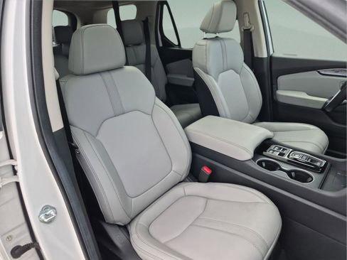 Certified 2024 Honda Pilot Touring image 19