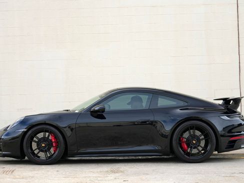 Used 2024 Porsche 911 Carrera GTS w/ Premium Package RWD image 9
