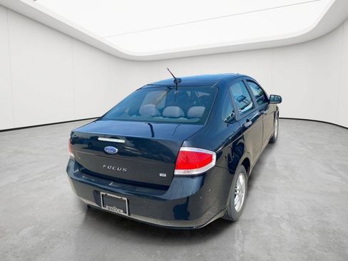 Used 2011 Ford Focus SE w/ 201A Rapid Spec Order Code FWD image 9