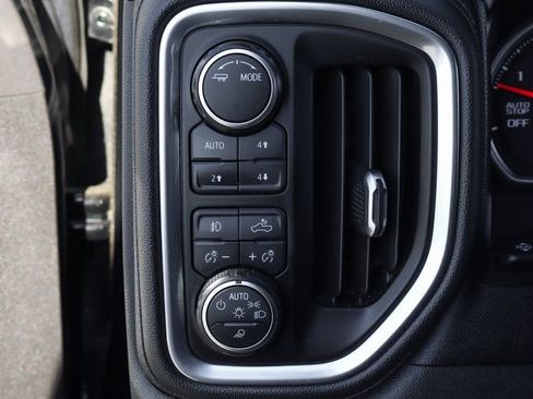 Used 2021 Chevrolet Silverado 1500 High Country w/ Technology Package AWD/4WD image 21