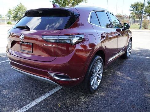 Used 2022 Buick Envision Avenir w/ Technology Package II image 3