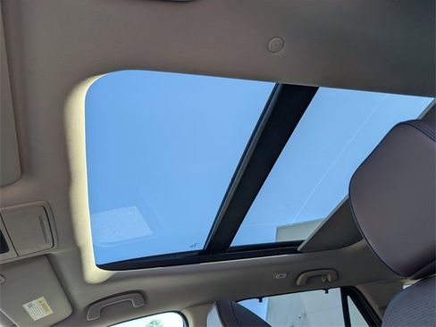 New 2025 Honda Pilot Elite image 17